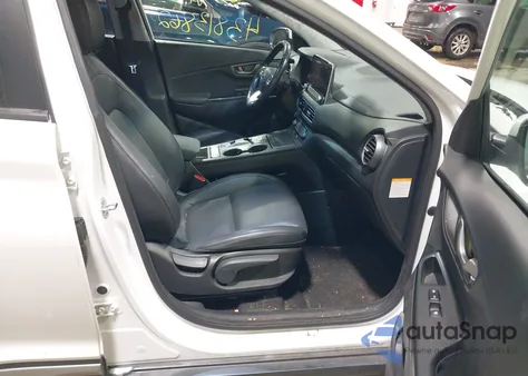 2021 Hyundai Kona Electric Ultimate z USA, uszkodzony, nr VIN KM8K53AG8MU134644